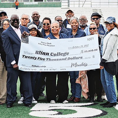 Ebony Club gifts $25,000 to establish new endowed scholarship